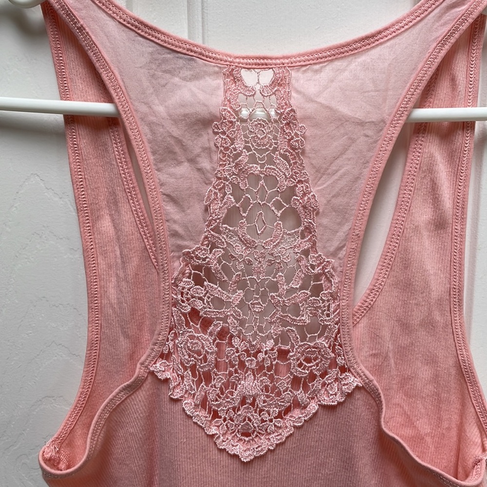 Tank top - Picture 2 of 2